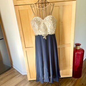 Babyonline D.r.e.s.s. gold lace applique and blue elegant midi Dress size Large